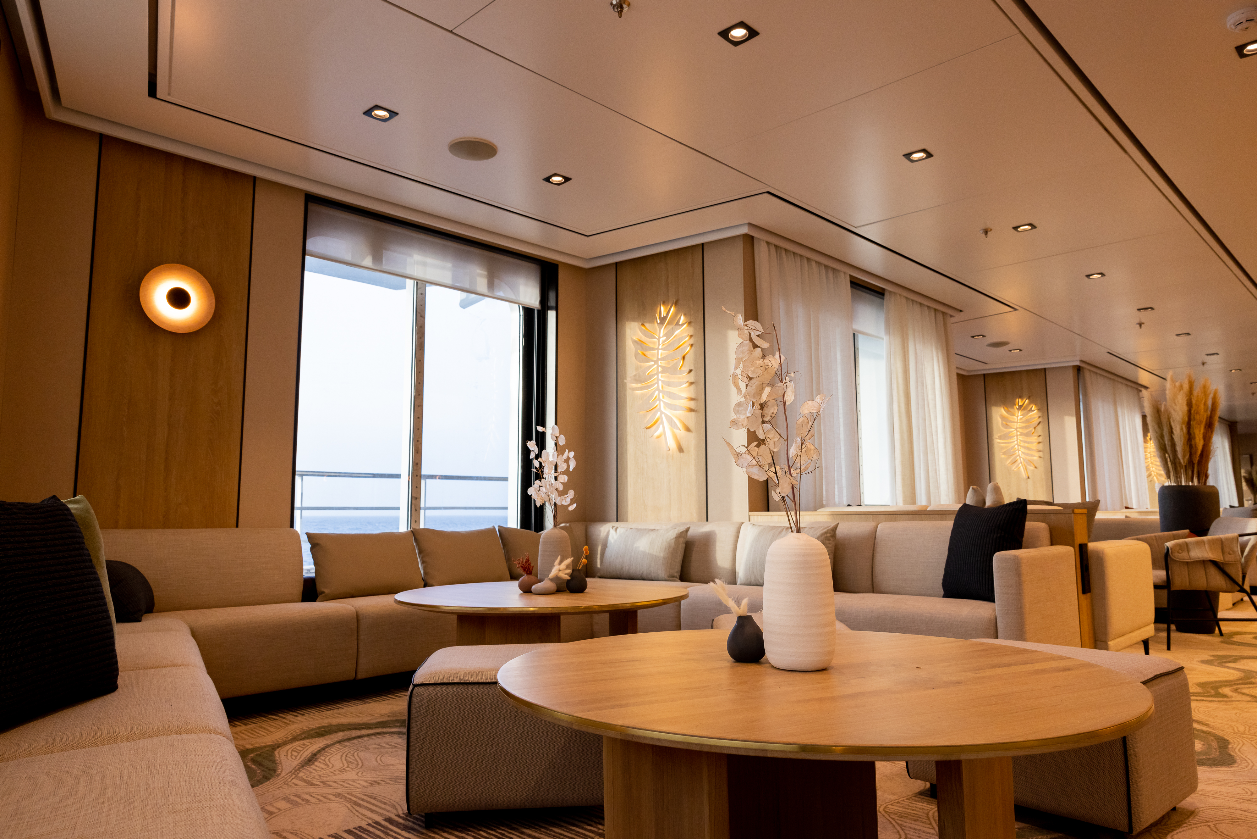The Observation Lounge on SH Minerva